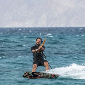 Day in the water: 2 hrs day / Día en el agua: 2 horas al día